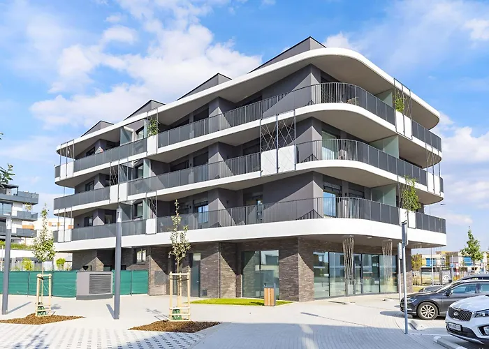 Апартаменты New Modern With Parking, Near Airport Прага